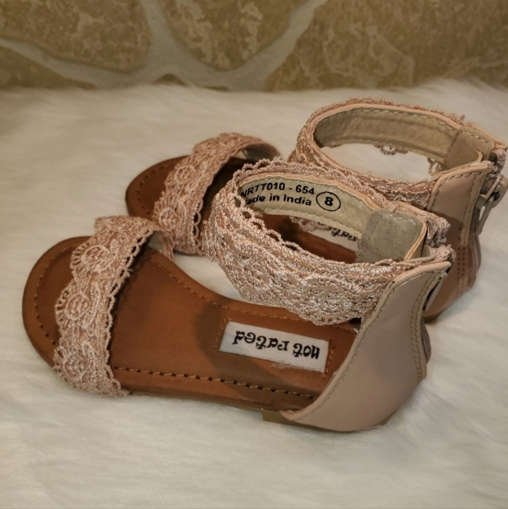 GIRLS SANDALS NOT RATED - Picture 7 of 9